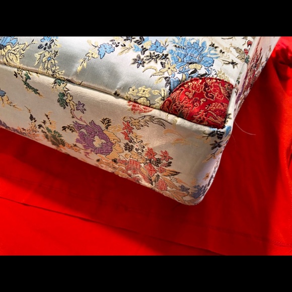 Authentic Vintage Asian Silk XL Tote Bag - Picture 6 of 8